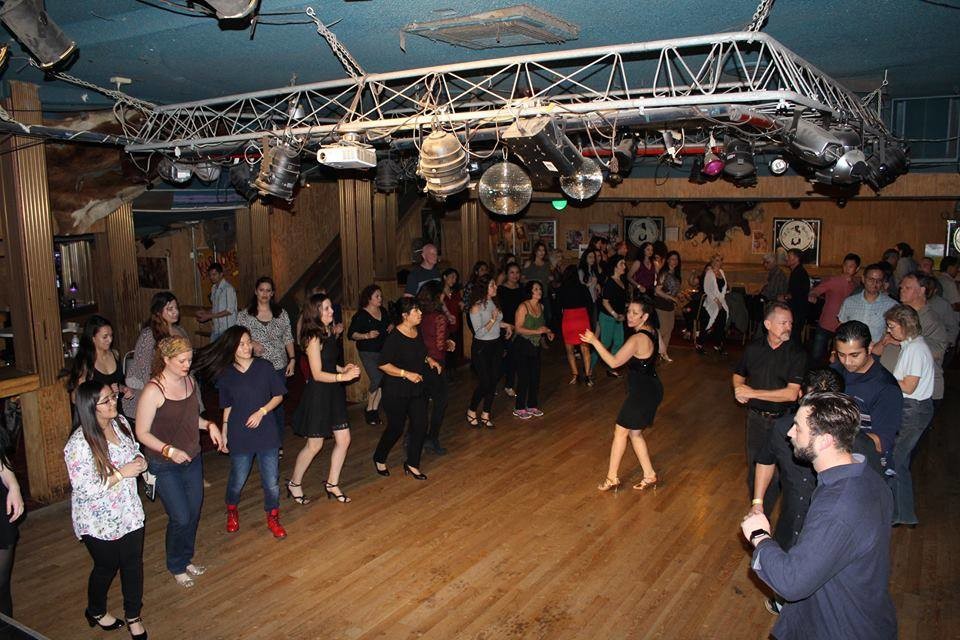 salsa dancing in los angeles, san fernando valley